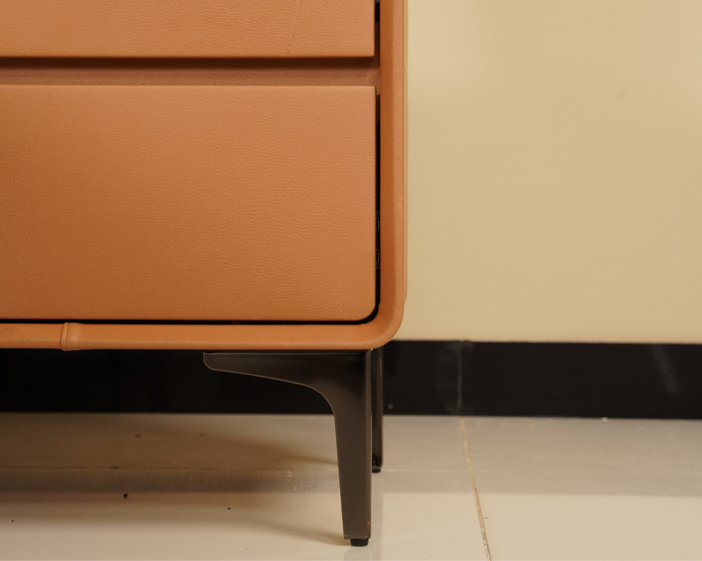 NIGHTSTAND SQUARE