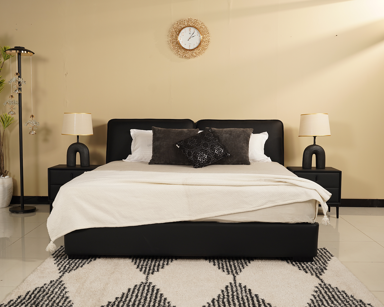 Bed Kooper With Storage