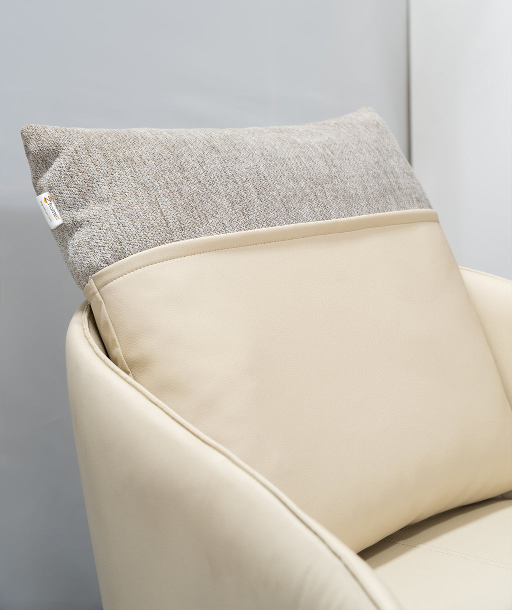 CHAIR WINGBACK