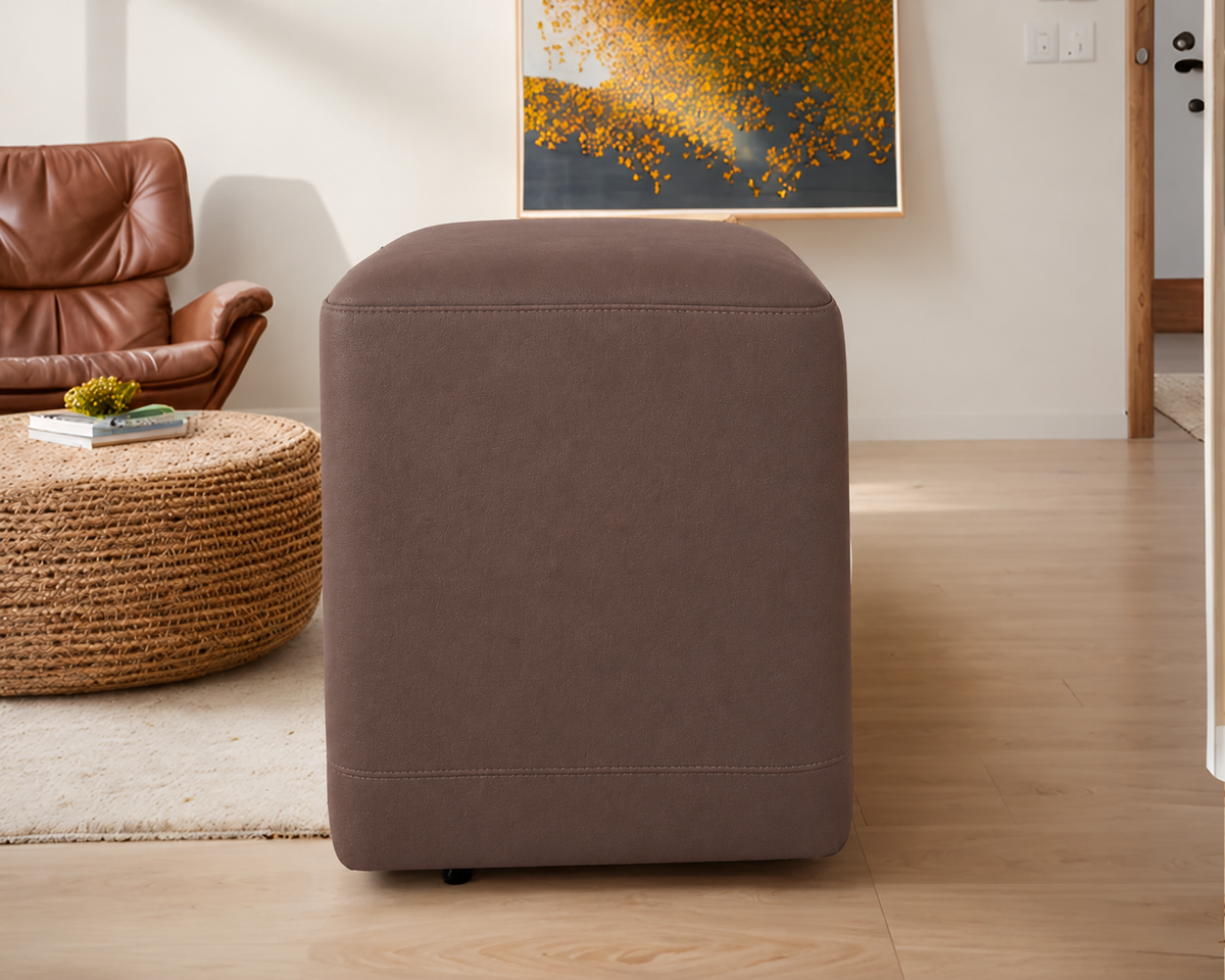 Stool David at ZHomes Pakistan